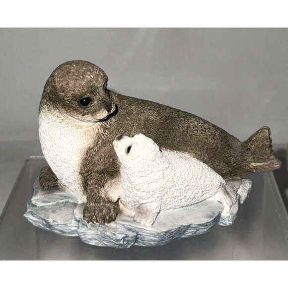Stone Critters SC-601 Harp Seal & Pup Figurine - Picture 5 of 6